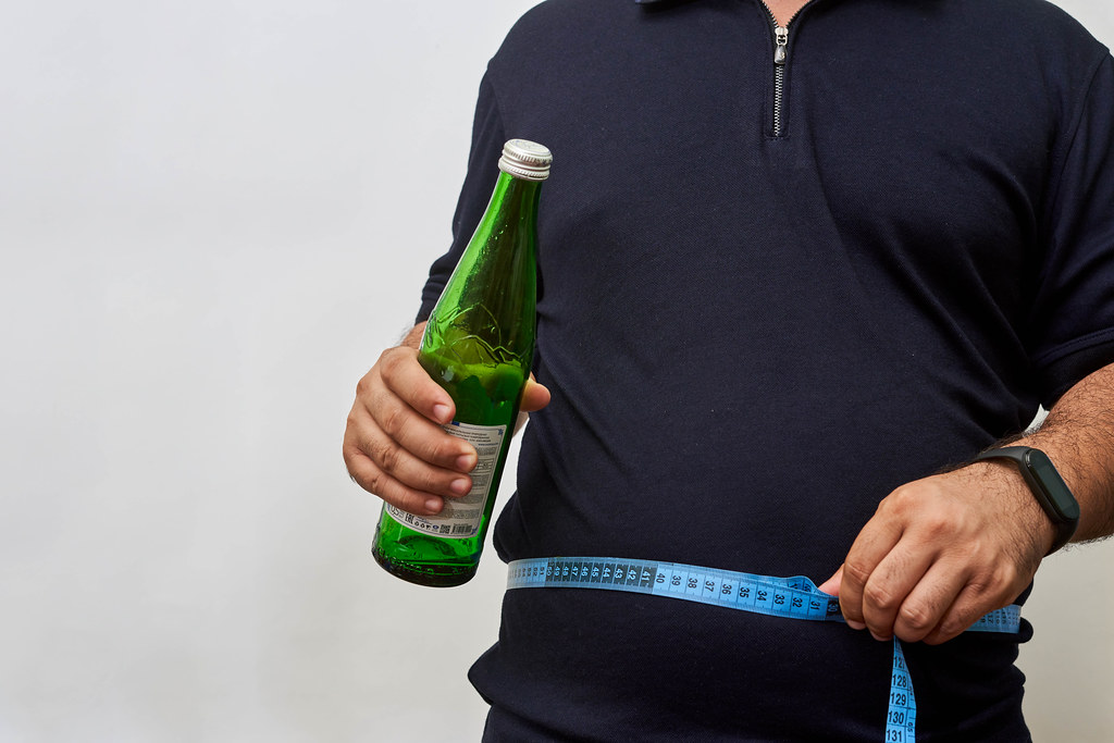 Why Drinking Alcohol Can Make You Lose Weight