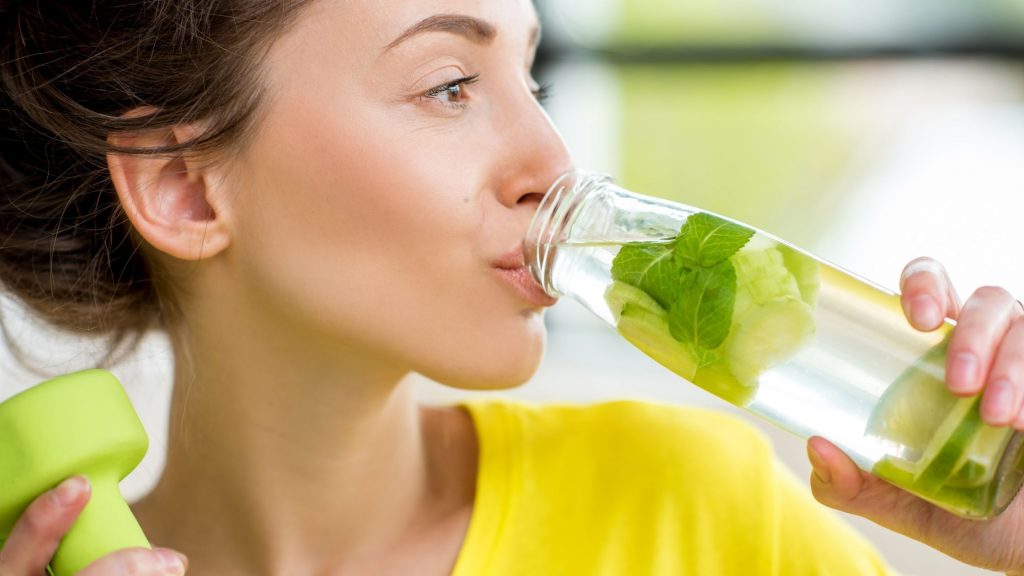 how to get skinny drink water